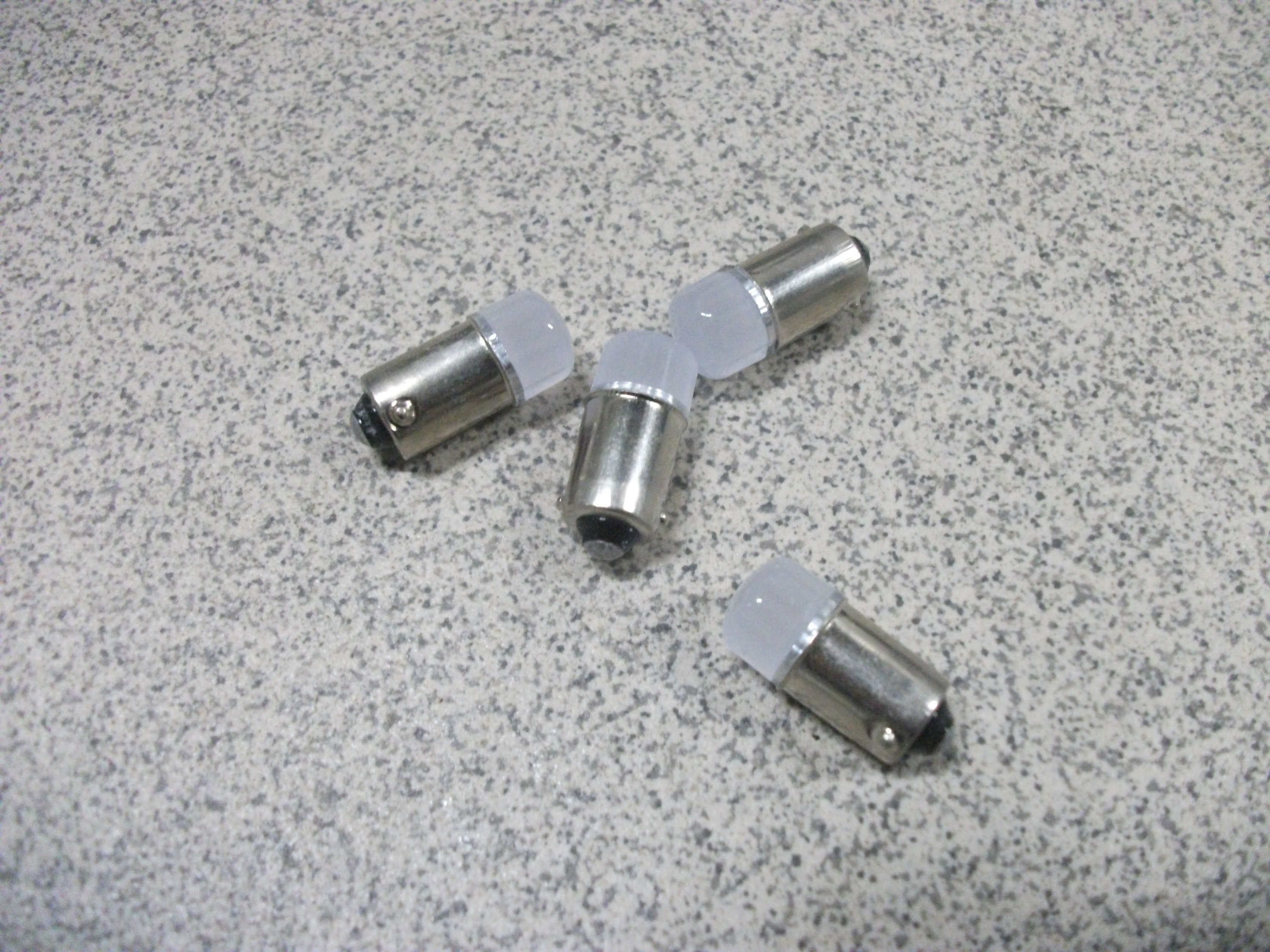 T 8 Светодиод  2 SMD   колба матовая   СИНЯЯ