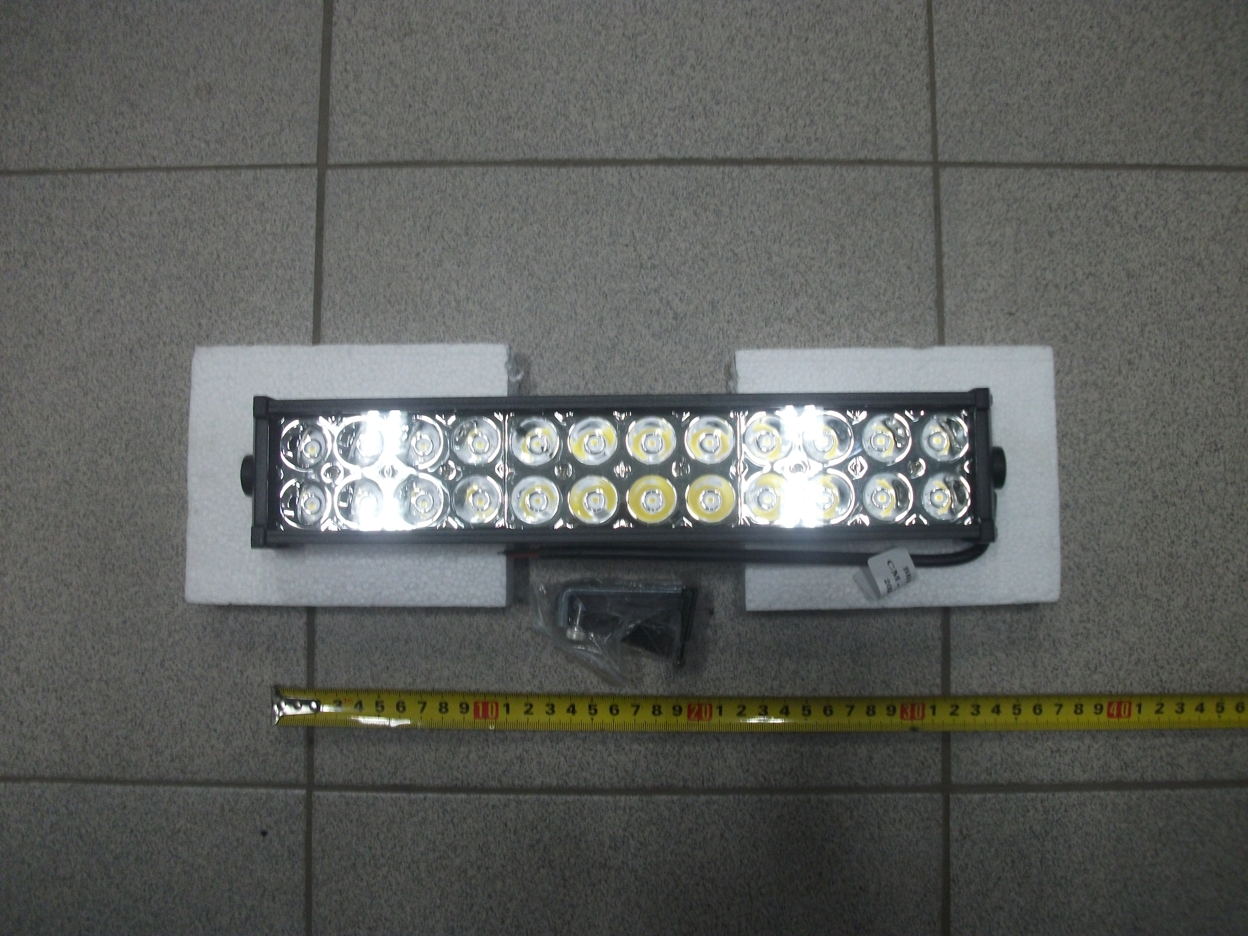 Фонарь задний  LED  универсальный  WD-090 (12-24V)