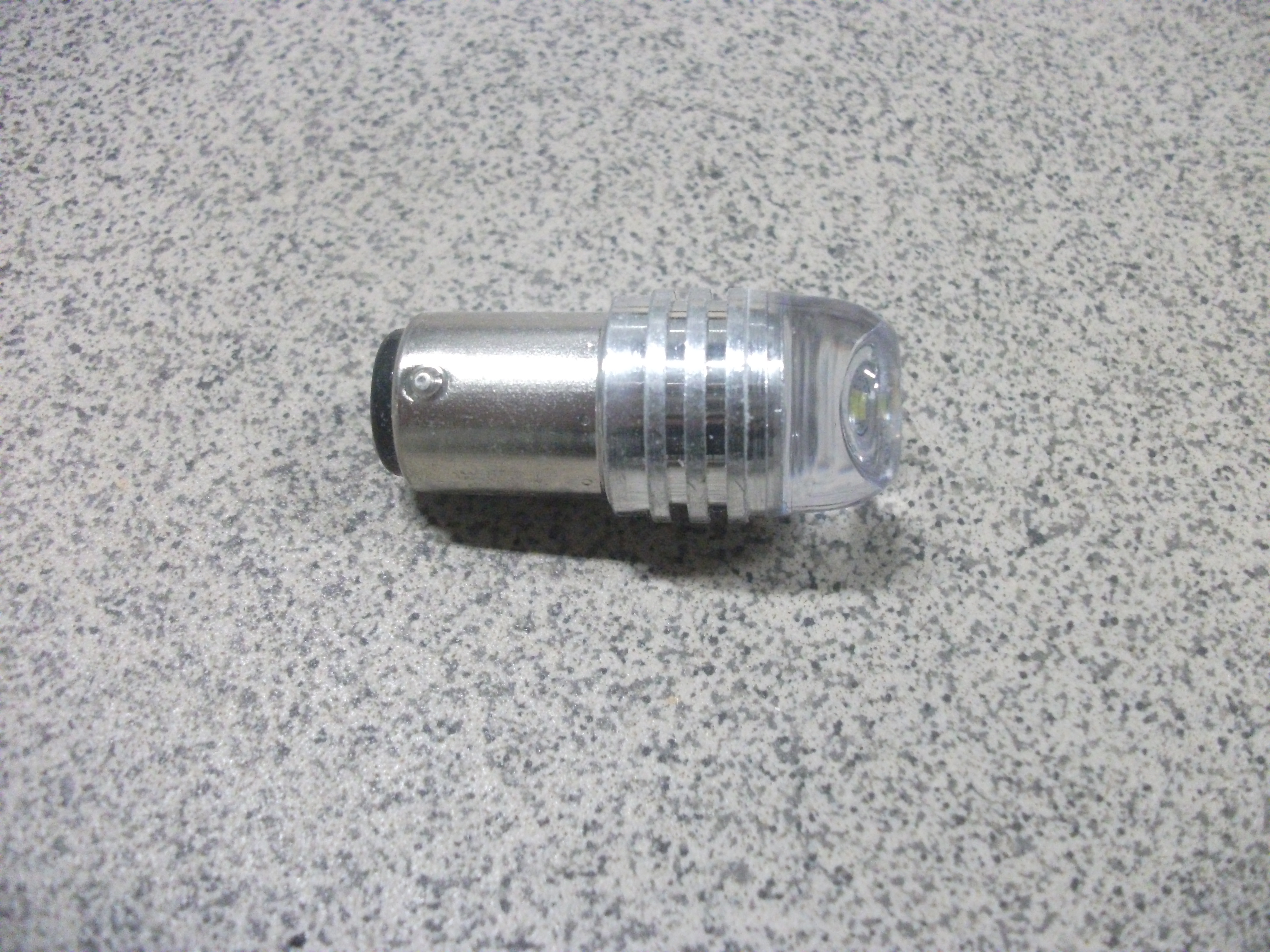 S 25 Светодиод  2-х контактный 3 SMD   +   линза     24V