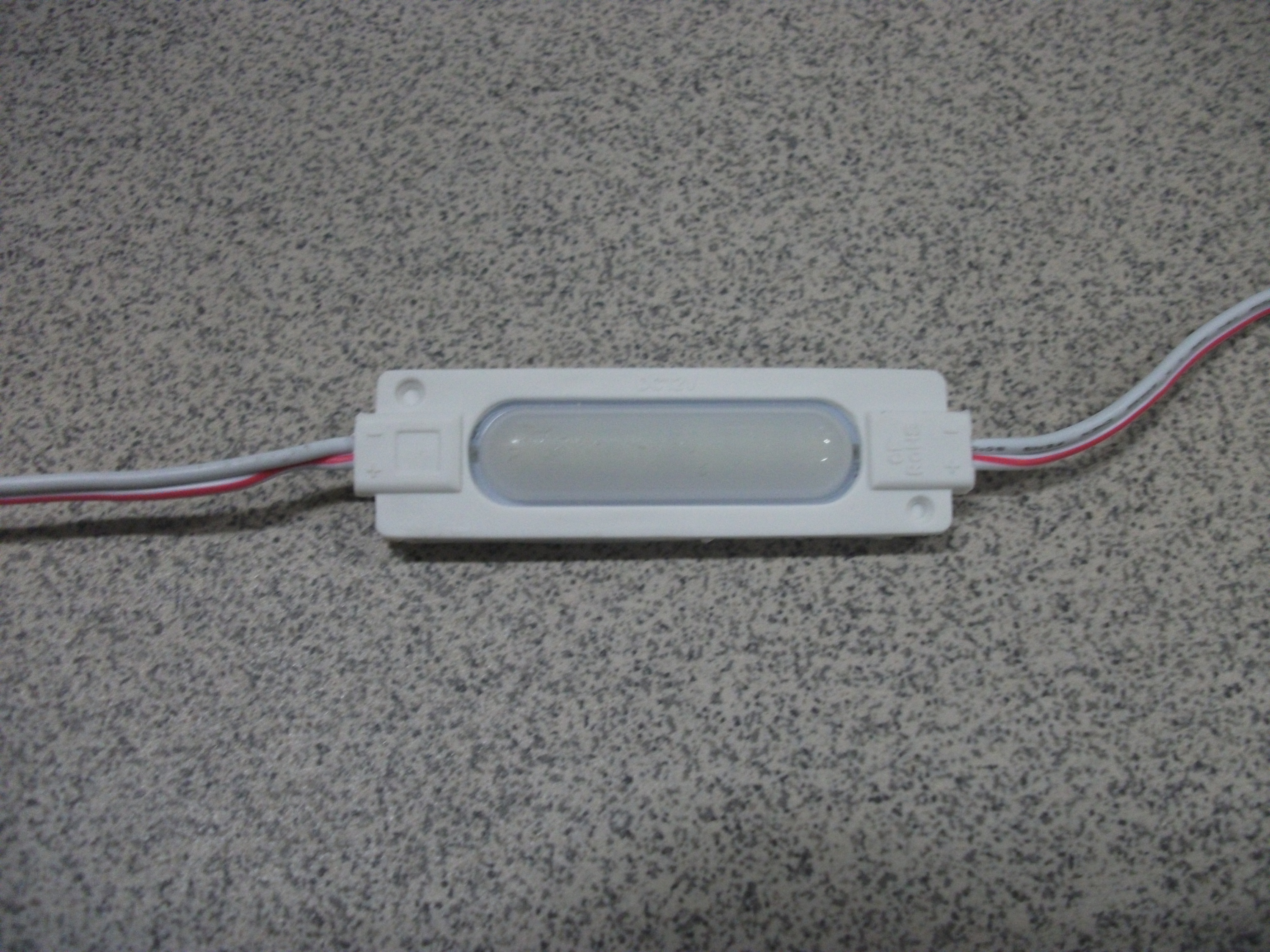 Фонарь   Габаритный  контурный   диодный   БЕЛЫЙ   (ПЛАФОН)  DC12V