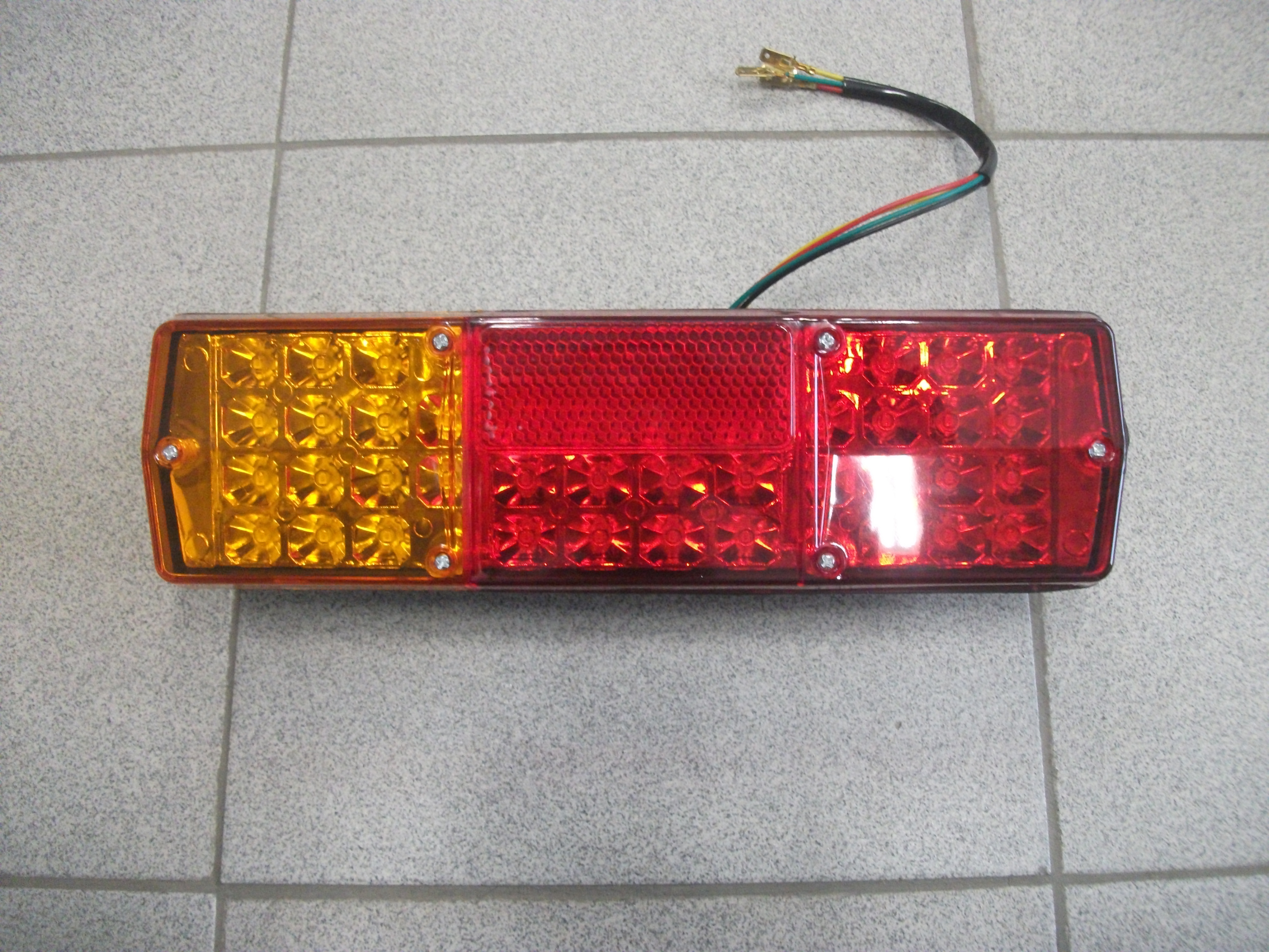 Фонарь задний  КАМАЗ  левый  LED с кабелем