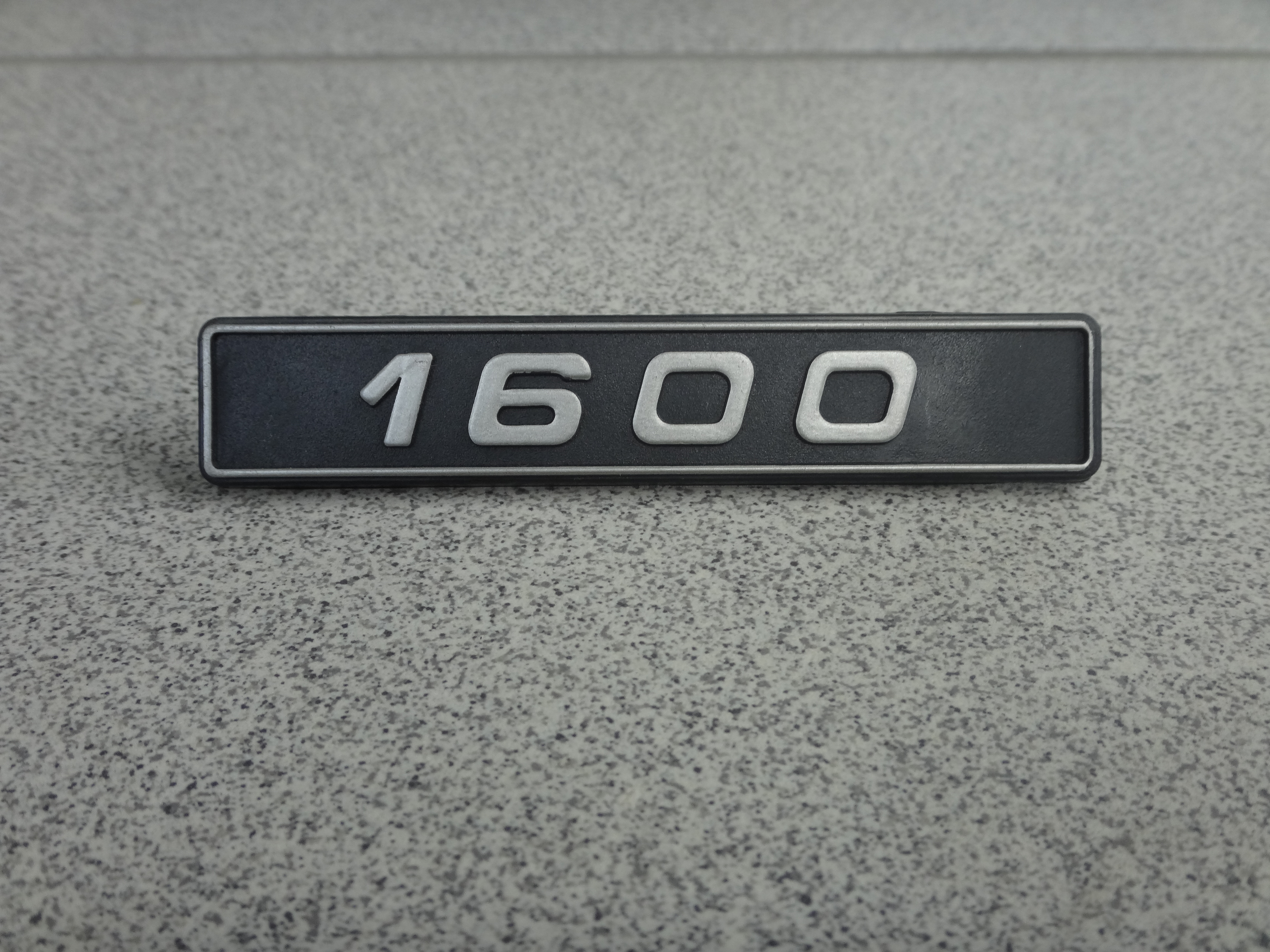 Орнамент   " 1600 "    пласт.    21083-8212174-30     2108