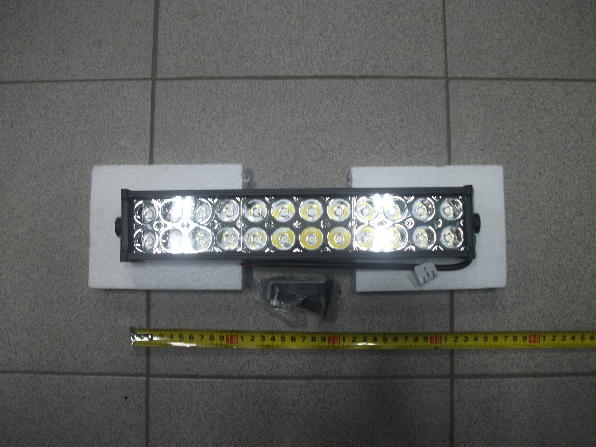Фонарь задний  LED  универсальный  WD-090 (12-24V)