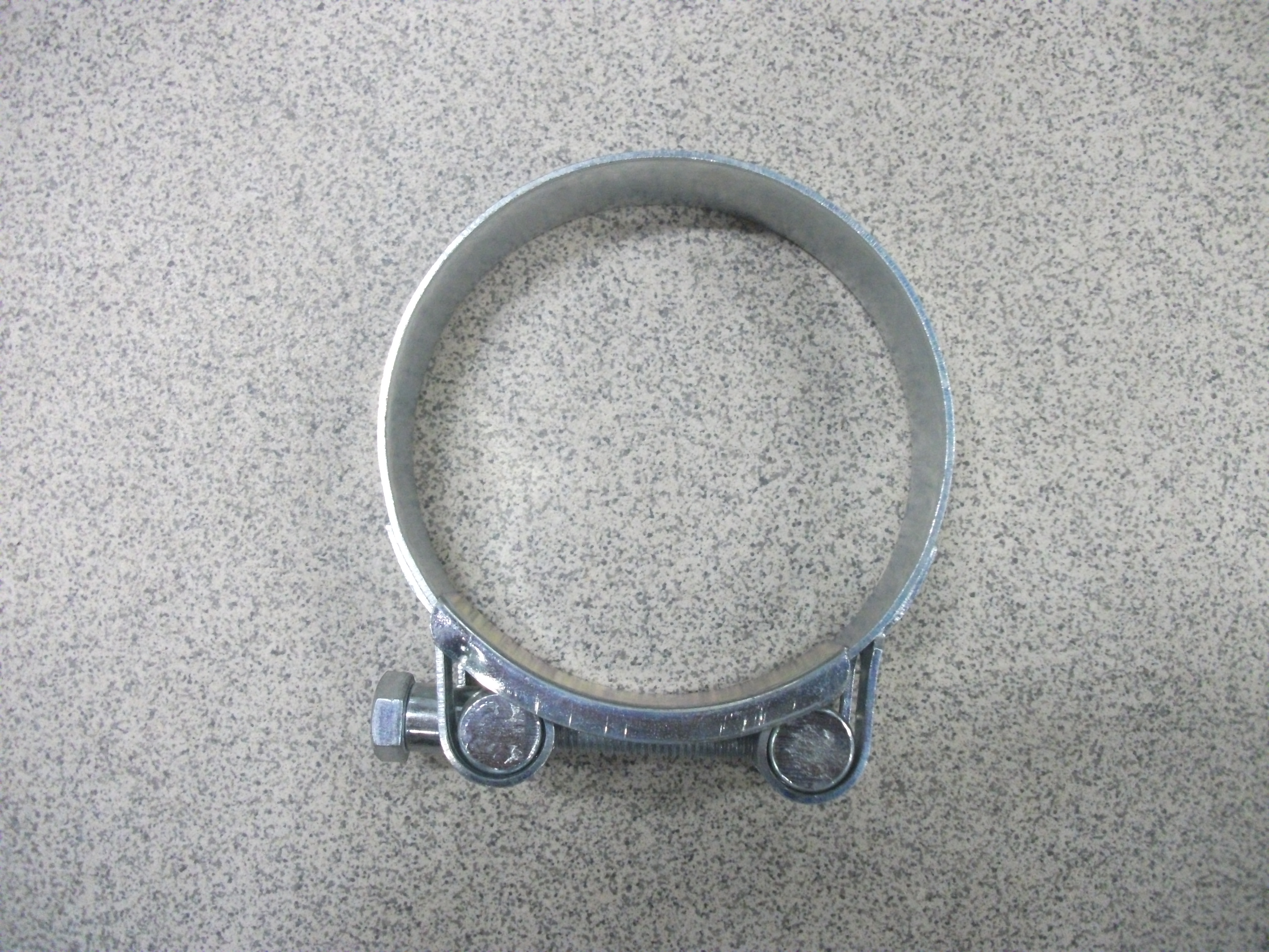 Хомут   KVP       силовой, тип ROBUST, 80-85