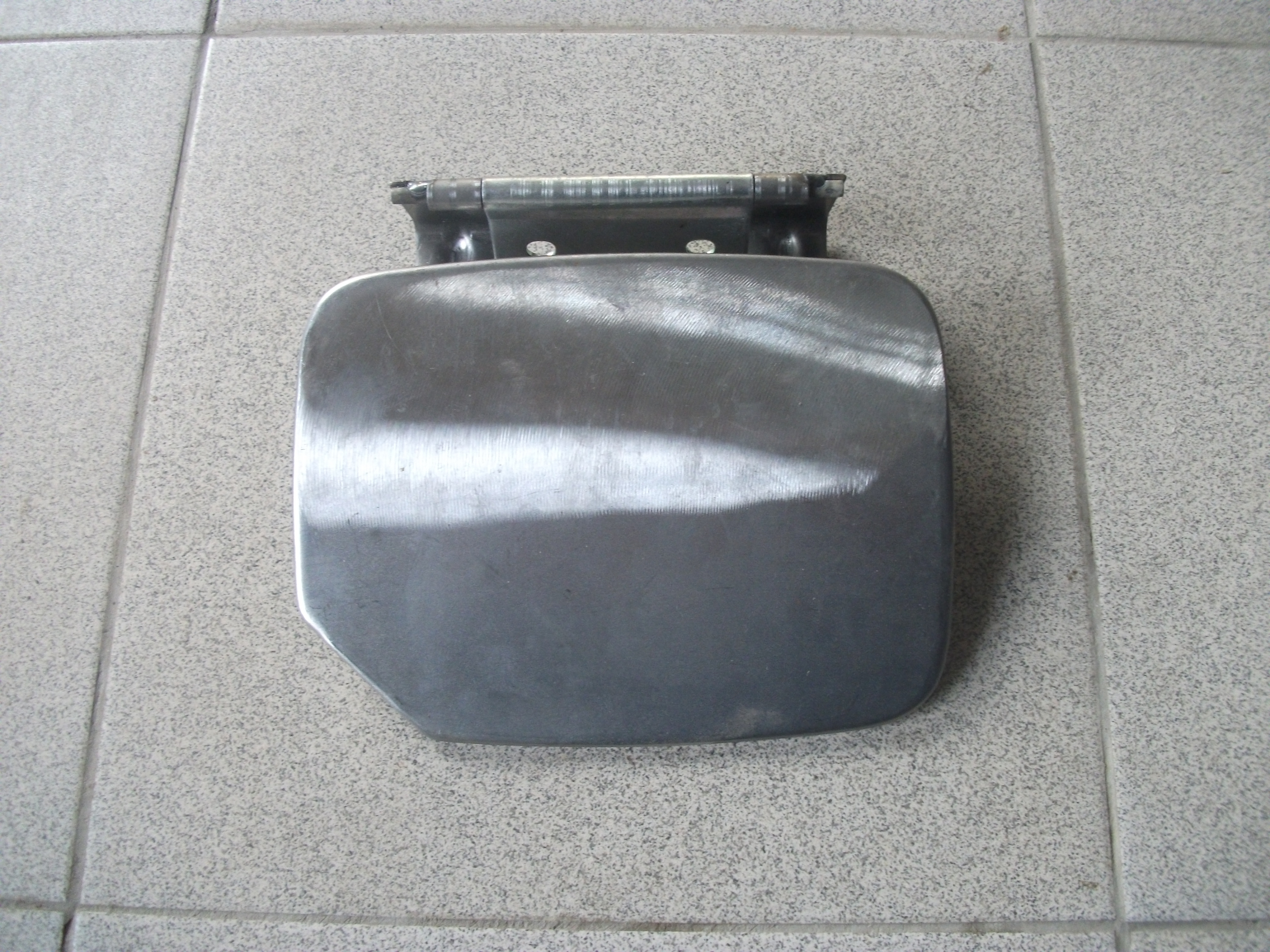 2705-Крышка (лючок) бензобака Газель, Соболь