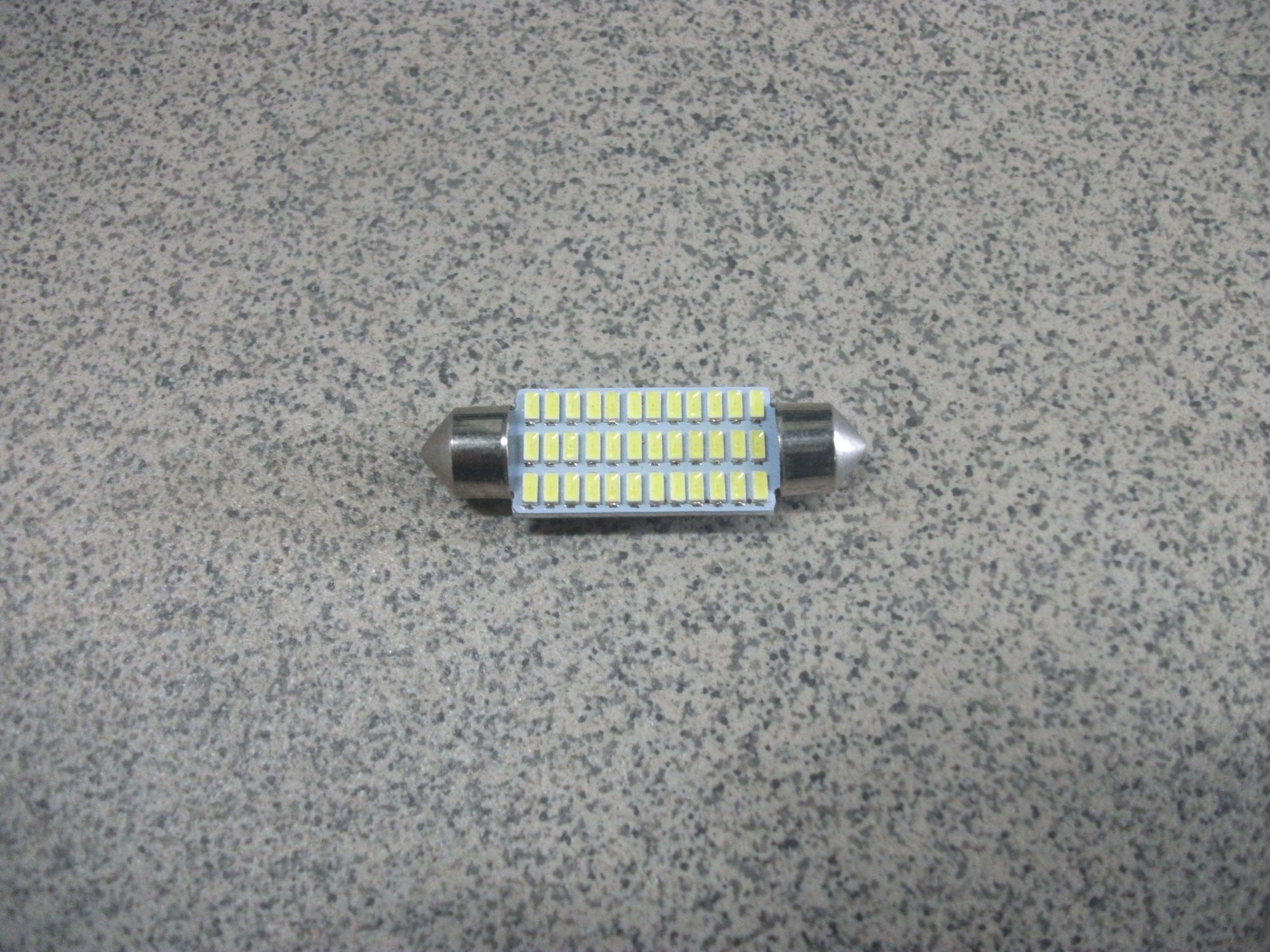 T11  Светодиод  салонный 41 мм   36 SMD