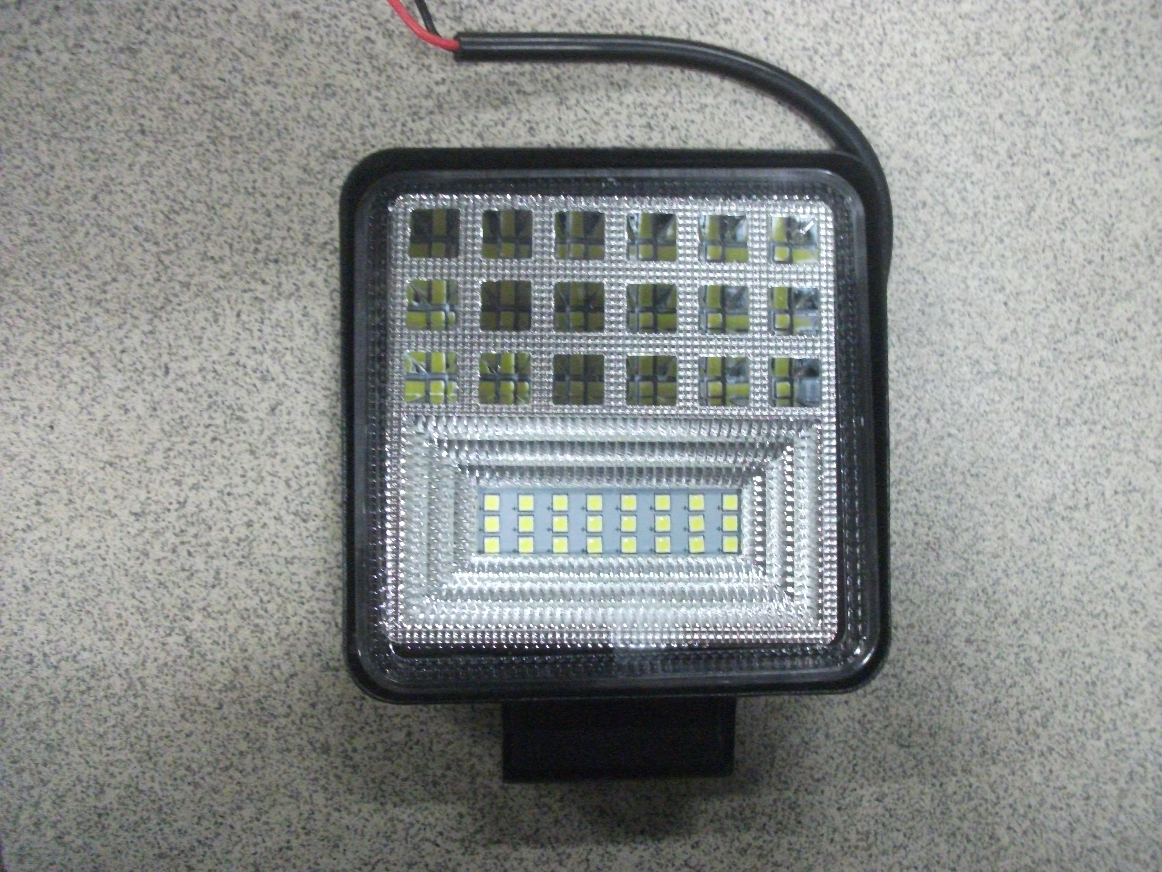 Фара   Противотуманная   PF-021  126W, 42 диода   LED  квадратная