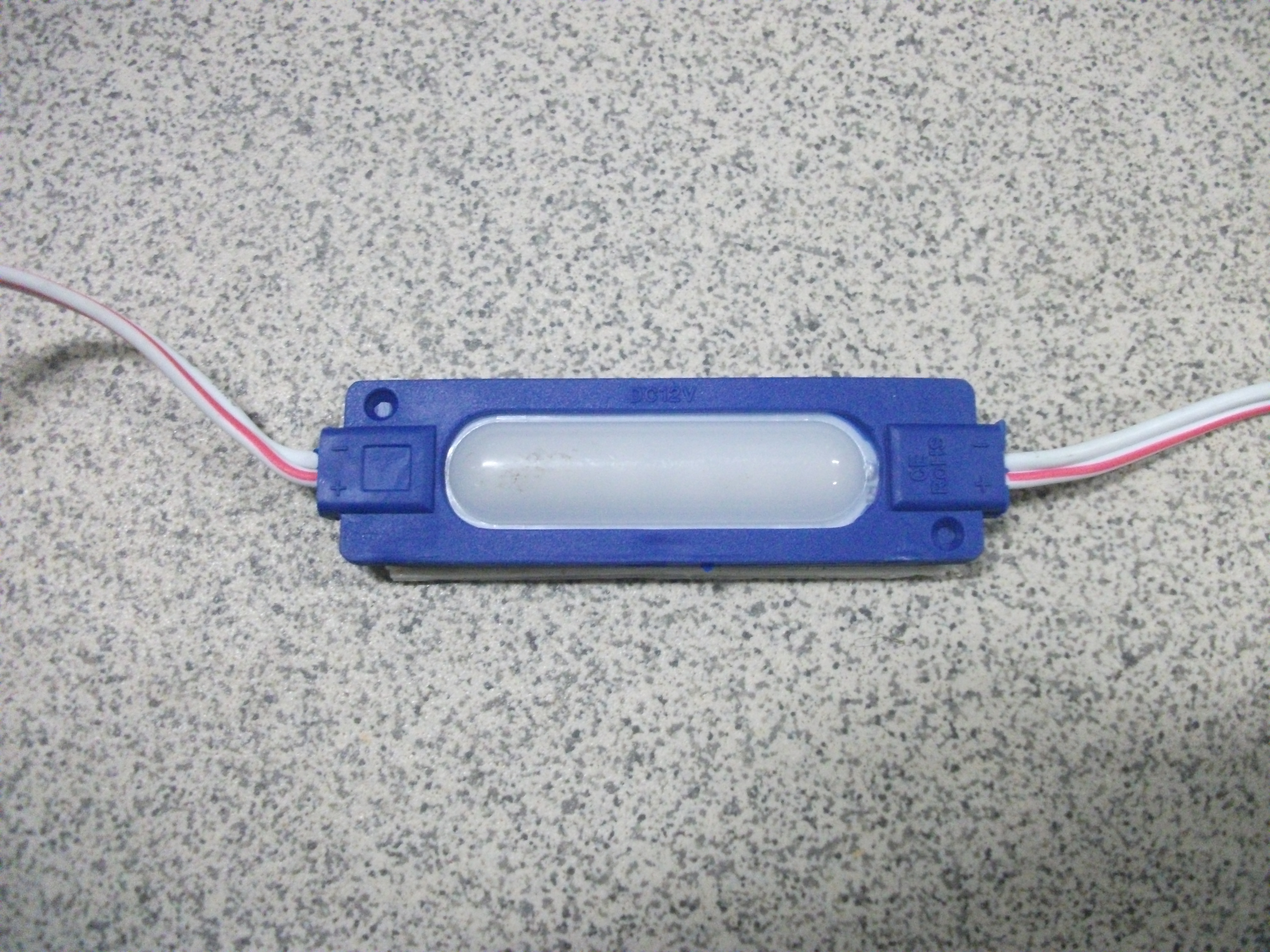 Фонарь   Габаритный  контурный   диодный   СИНИЙ   (ПЛАФОН)  DC24V