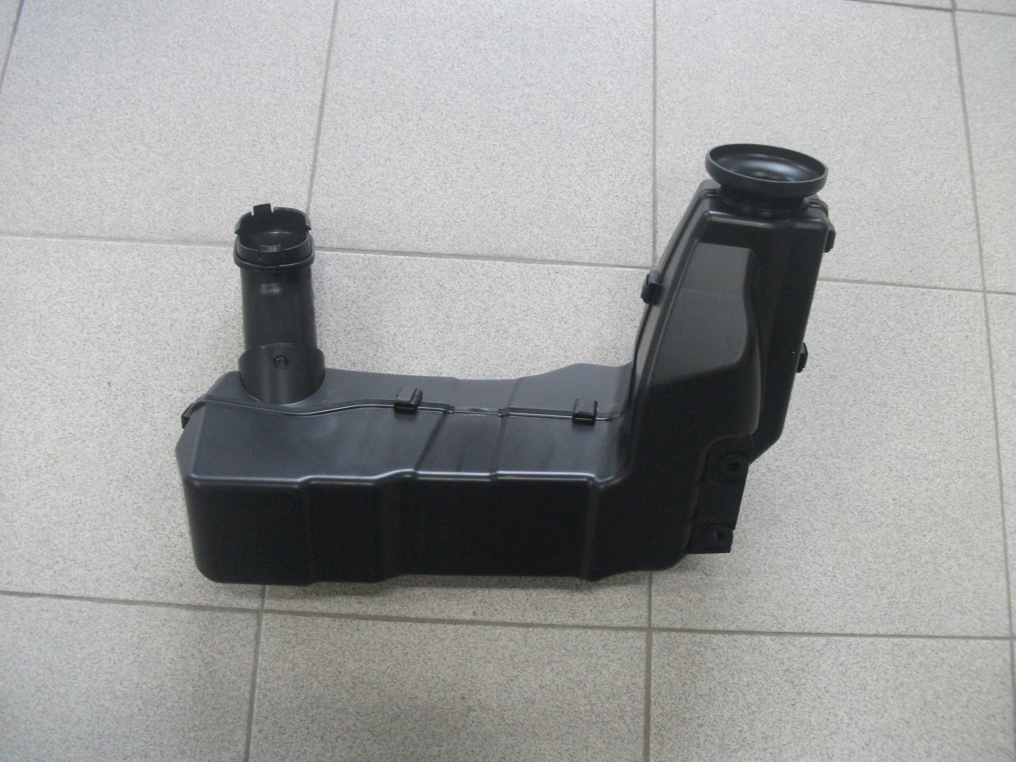 Заборник холодного воздуха     VESTA, X-Ray, Largus