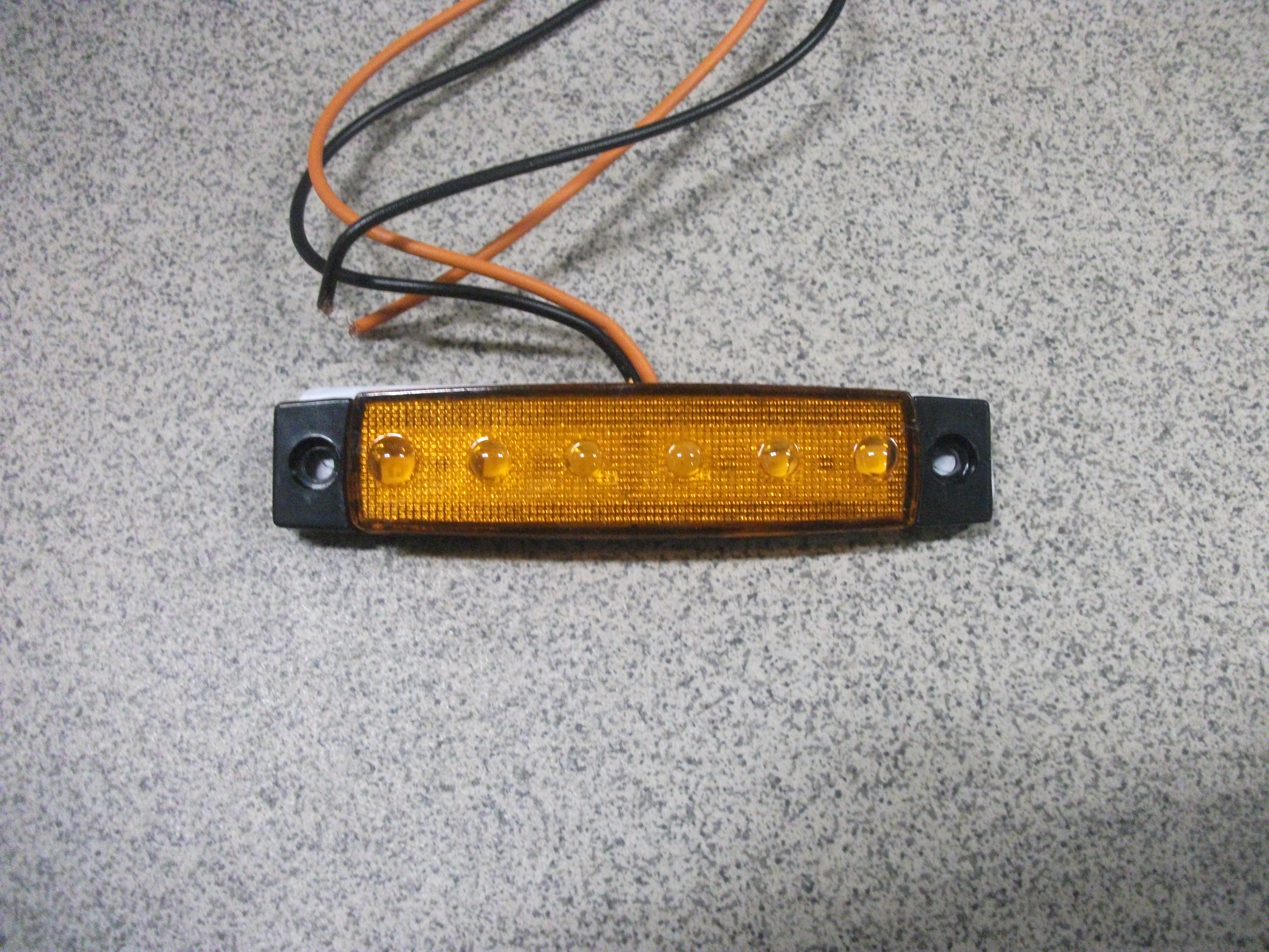 Фонарь   Габаритный  контурный   диодный       6 SMD   12v    Желтый