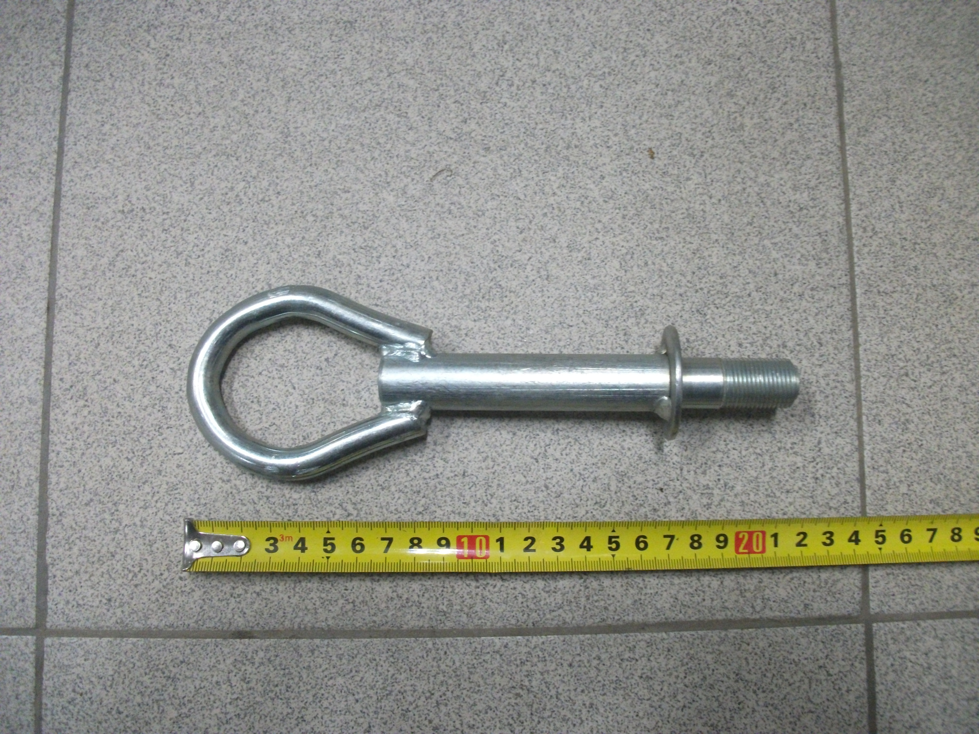 Крюк буксировочный  М18х1.5     Vesta