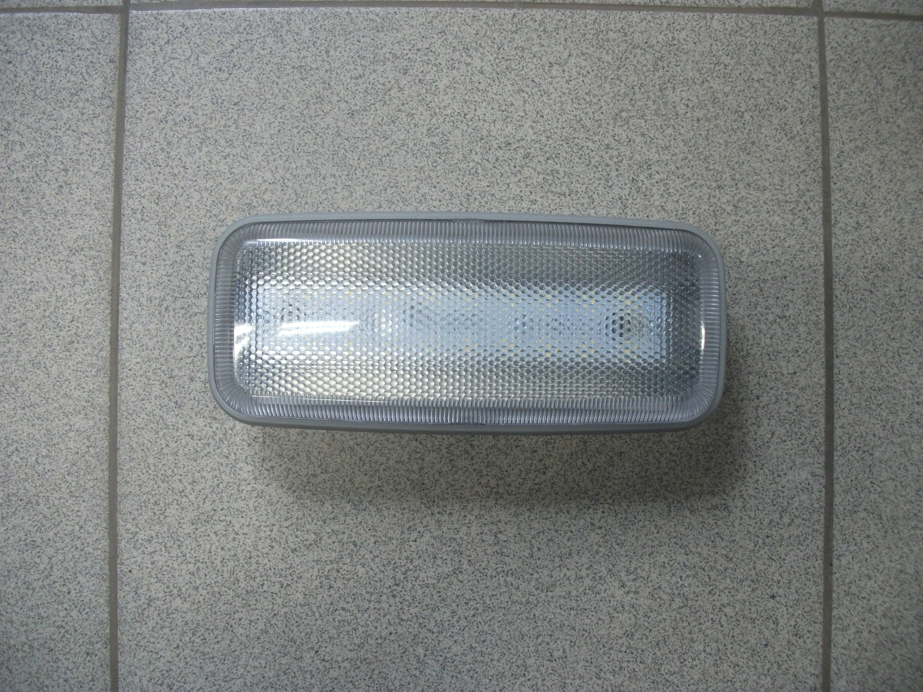 Плафон   Освещения    ДИОДНЫЙ     Кабины  ГАЗель 12v